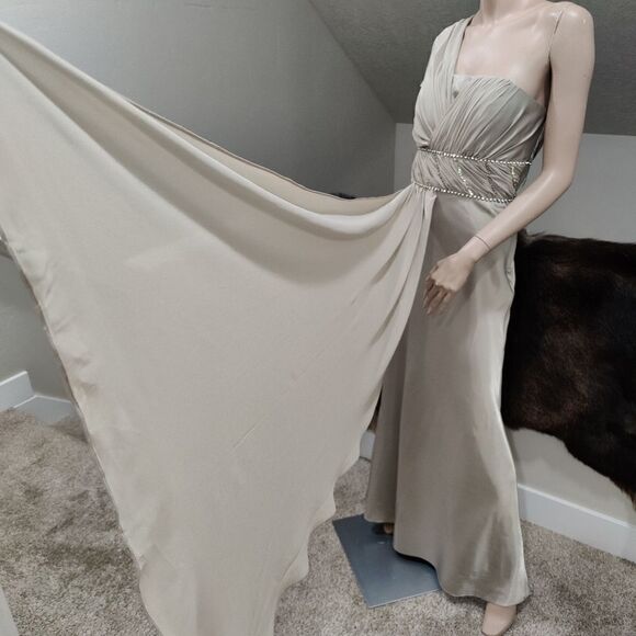 New One-Shoulder 2 ways to wear, Beaded Satin twill & Chiffon Gown - Picture 11 of 15